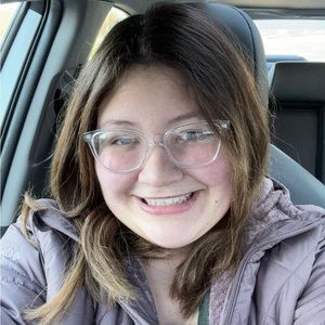 Meet your Posher, Bella